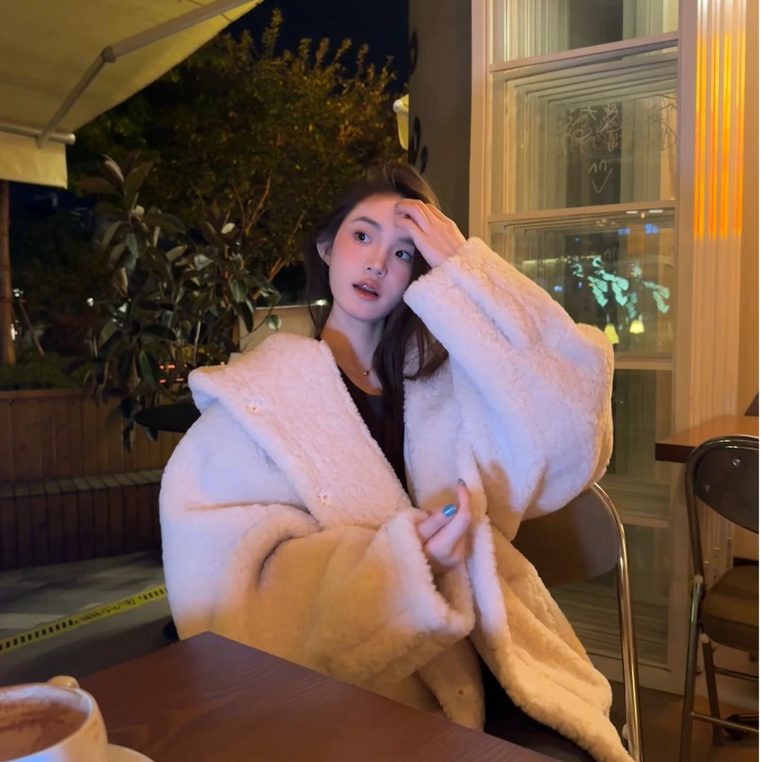 金饺子【雪花】白色连帽加厚毛毛外套宽松保暖女