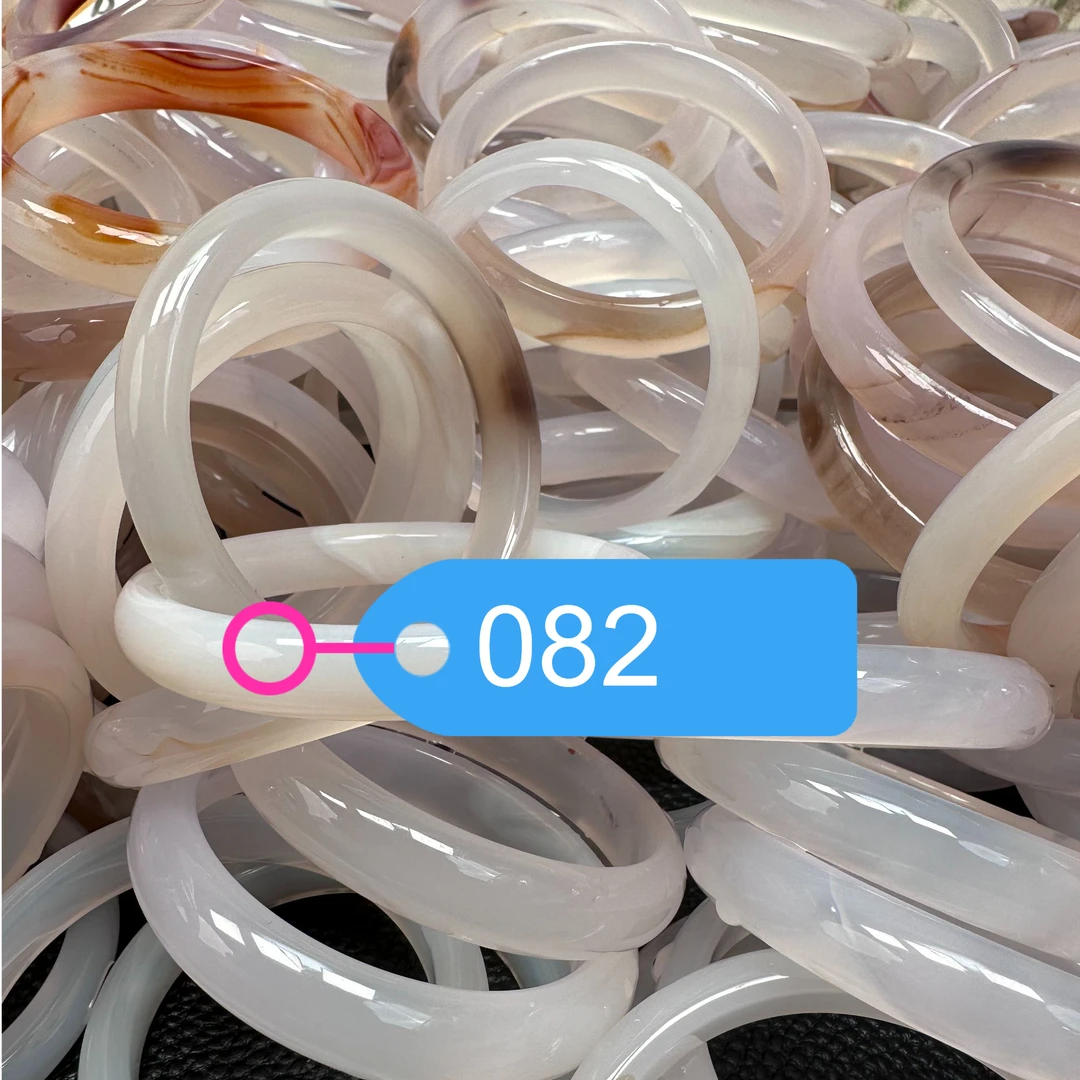 082天然玉石多样性发货直播间选款截图