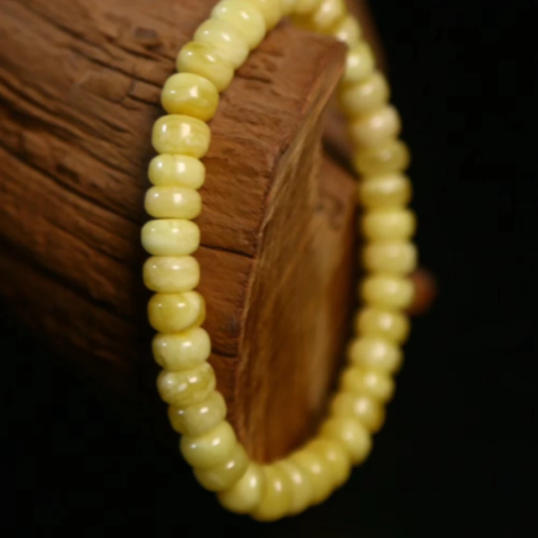 俄料蜜蜡 满蜜白花