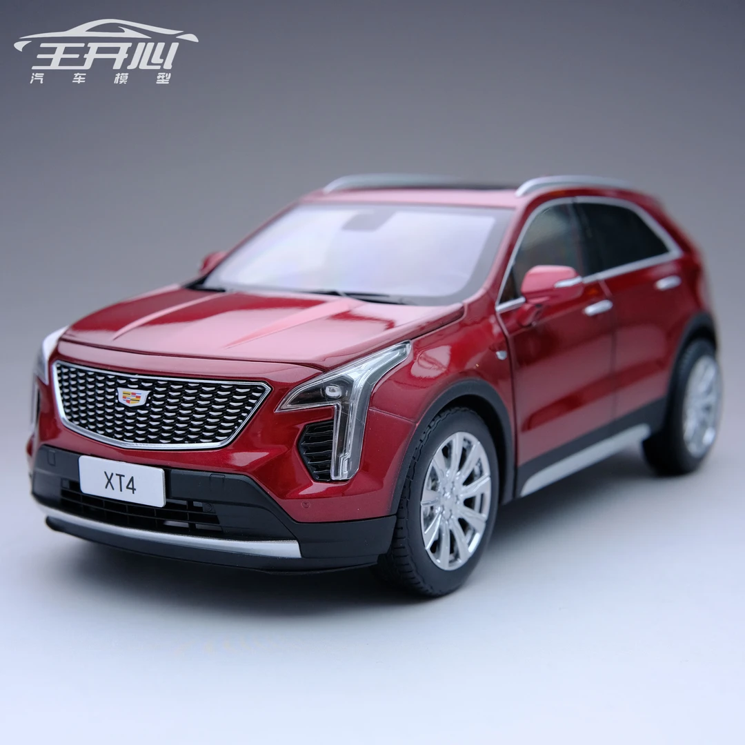 1/18 凯迪拉克 XT4 2022款 原厂收藏版 合金全开 汽车模型