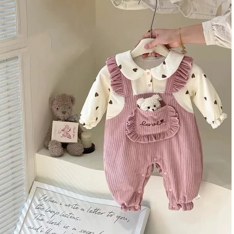 婴儿衣服春装2025新款女宝宝新生连体衣满月百天超萌公主哈衣爬服