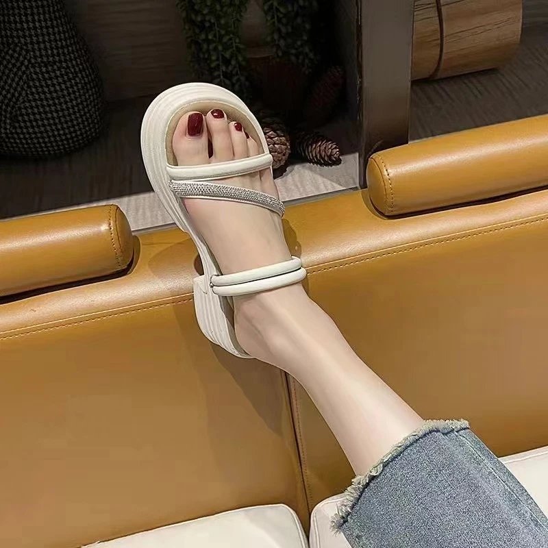 2024年夏季厚底仙女款凉拖鞋