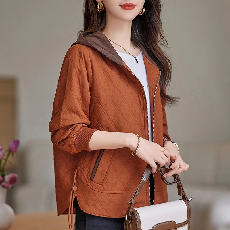 妈妈短外套女春秋薄款时尚洋气休闲连帽菱格开衫上衣