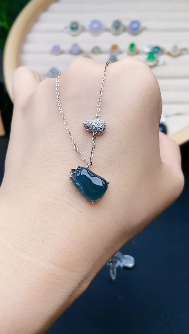 【闪购商品】翡翠颈饰银S925镶嵌111111
