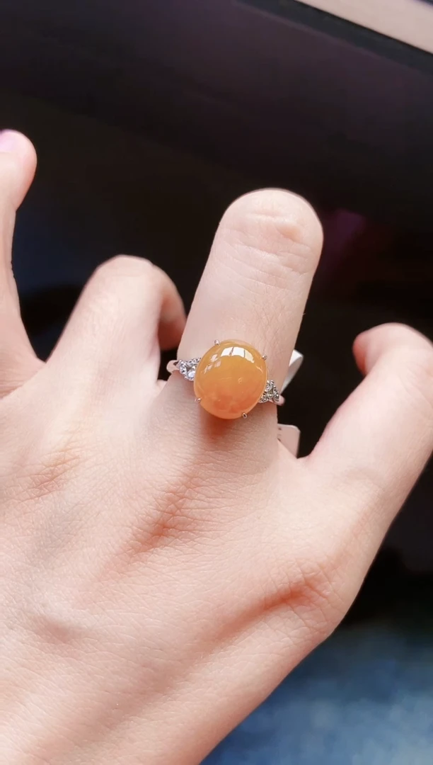 【闪购商品】翡翠戒指银S925镶嵌111111