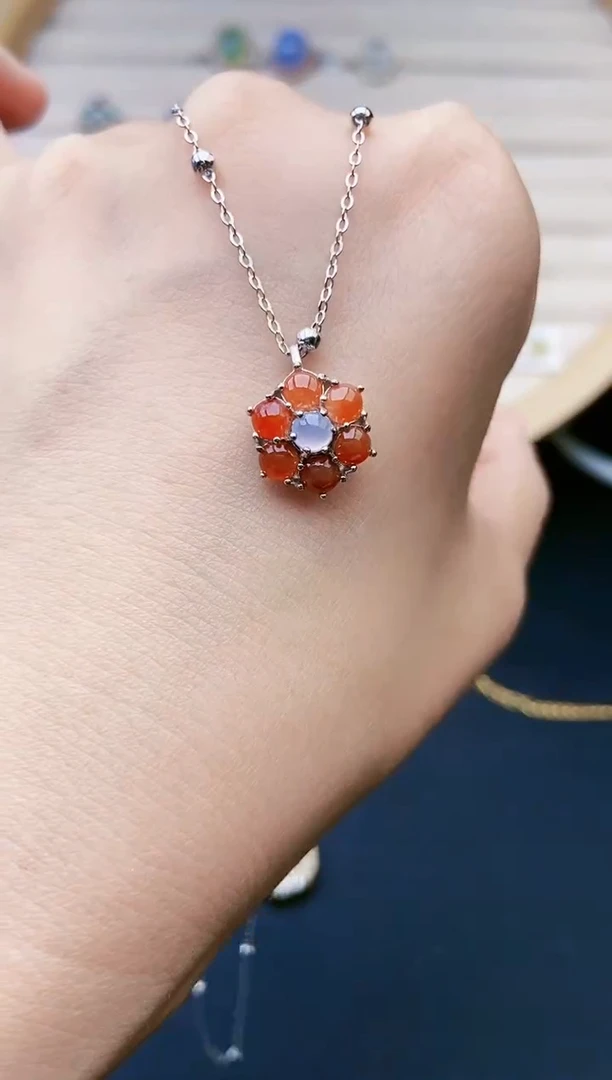 【闪购商品】翡翠颈饰银S925镶嵌111111111