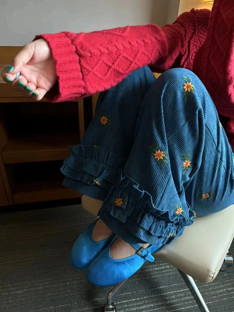 （故事的小黄花）现货！韩版小众设计感条绒刺绣花边裤子C281