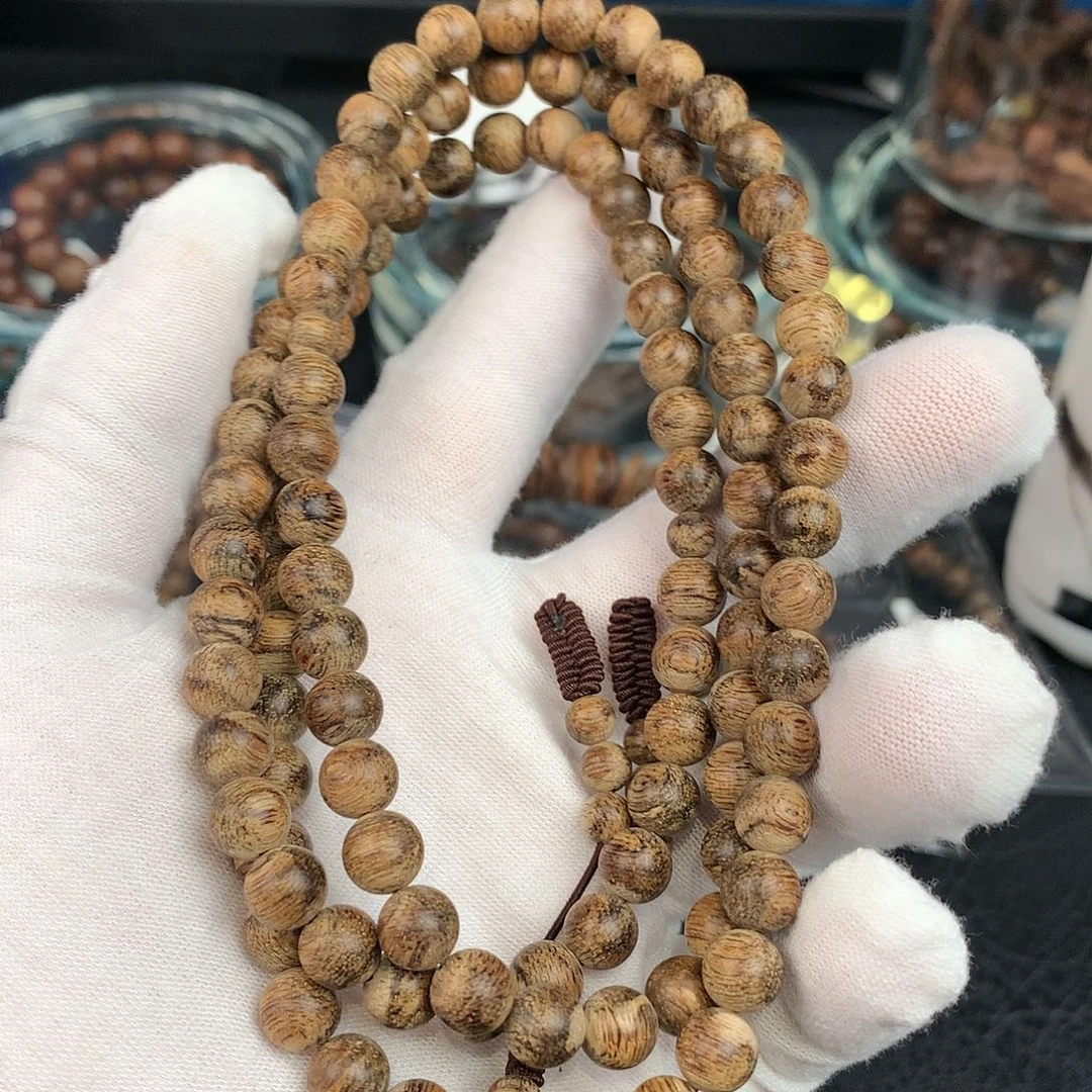 沉香手串菩萨棋99沉老料0.7-108颗克重24克➕