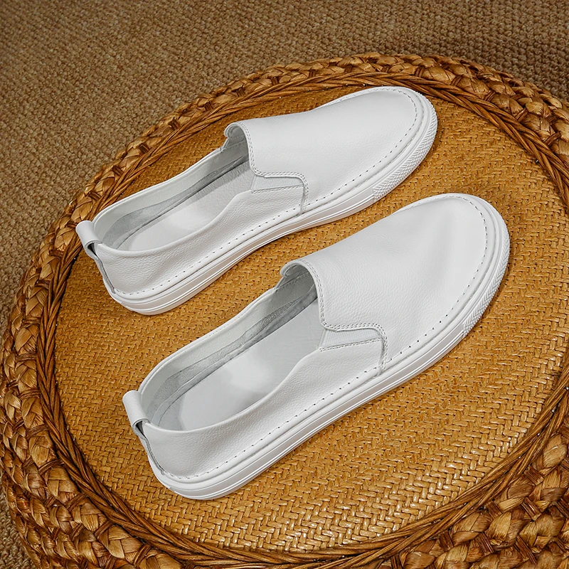 头层牛皮浅口小白鞋女透气夏季薄款百搭平底休闲板鞋软底乐福鞋女