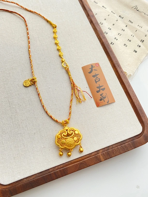 铜合金项链 新中式国潮 时尚龙年有福满福锁包编织项链吊坠毛衣链