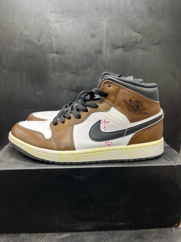 耐克aj1定制球鞋41码公价1699