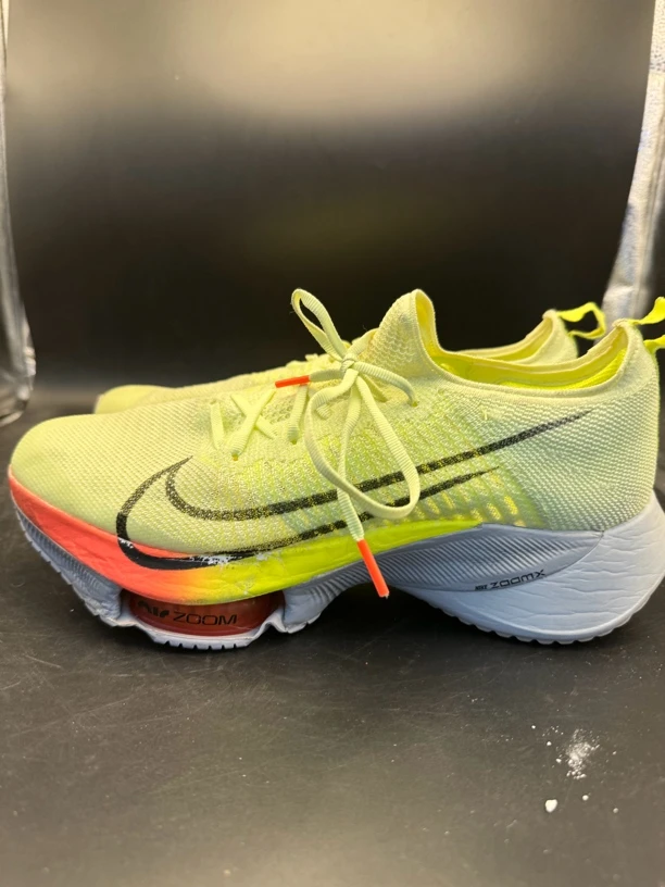 耐克tempo跑鞋44码