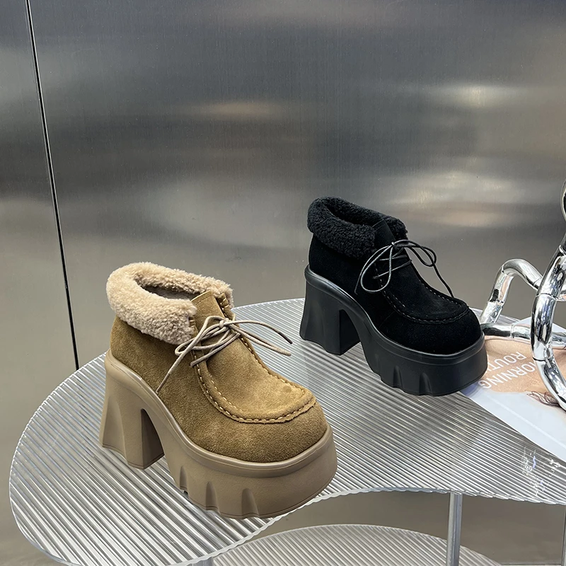 2024年冬季新款厚底羊羔毛雪地靴马丁靴小个子女时装靴SJ7891-3