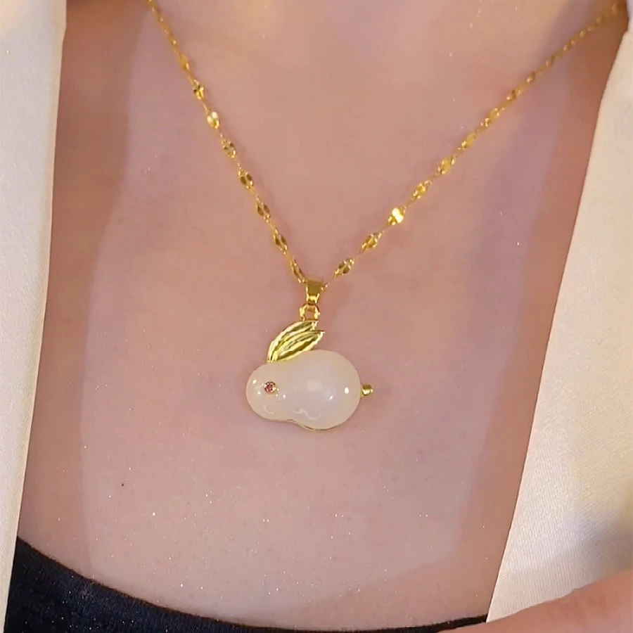 钛钢项链 2023兔子吊坠项链网红饰品配饰时尚气质坠链