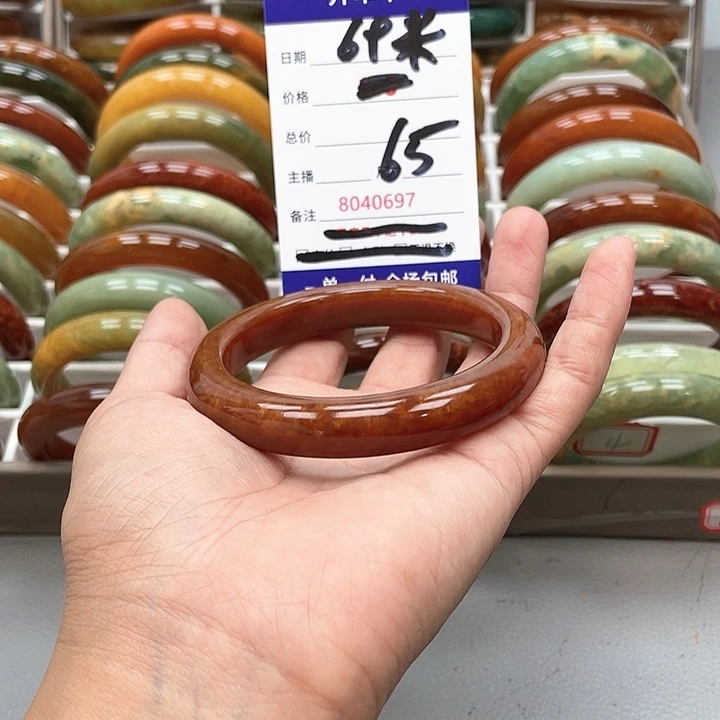 蛇纹石玉手镯未镶嵌幸**红