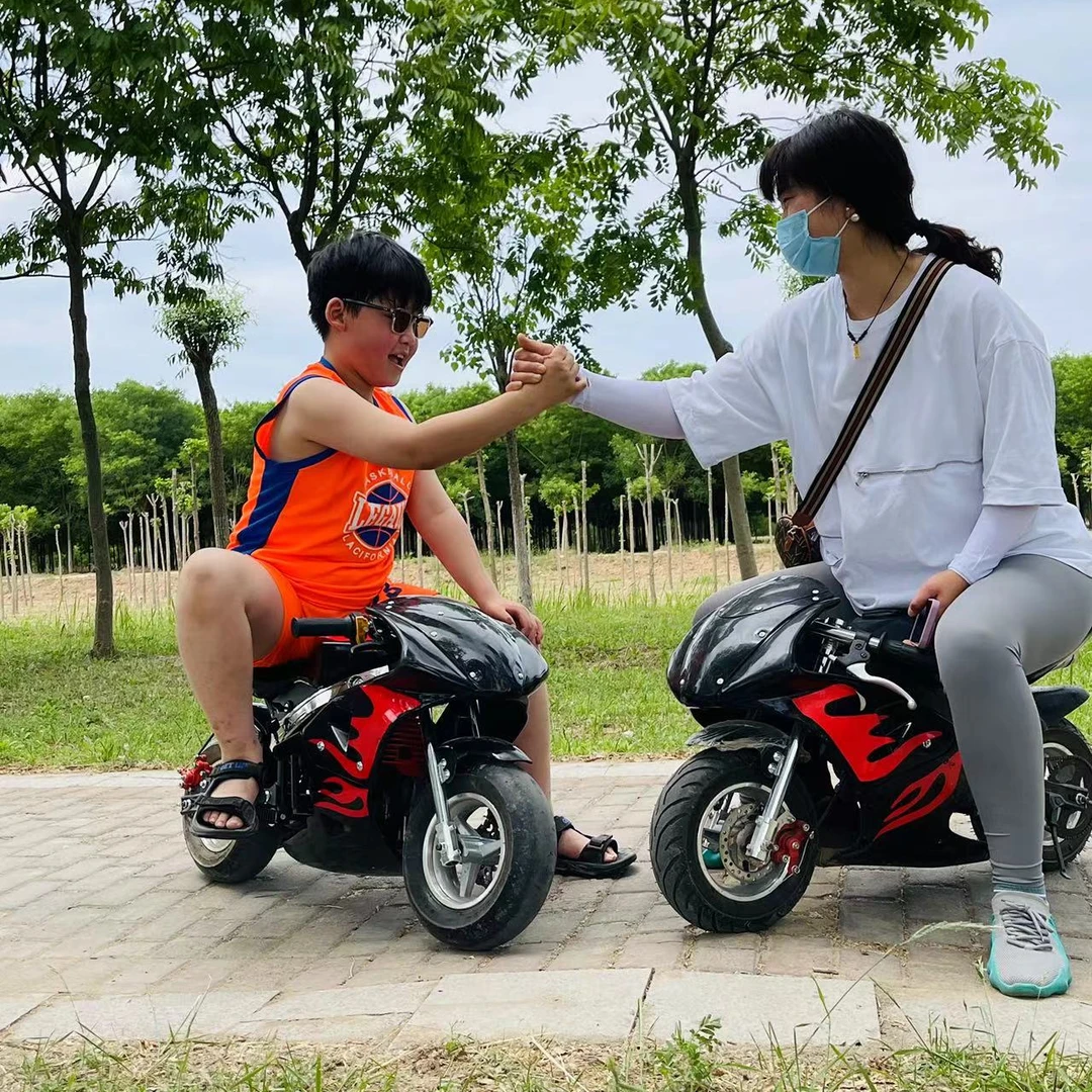 迷你小摩托车发动机烧油成人小孩小摩托童车小趴赛摩托小越野摩托
