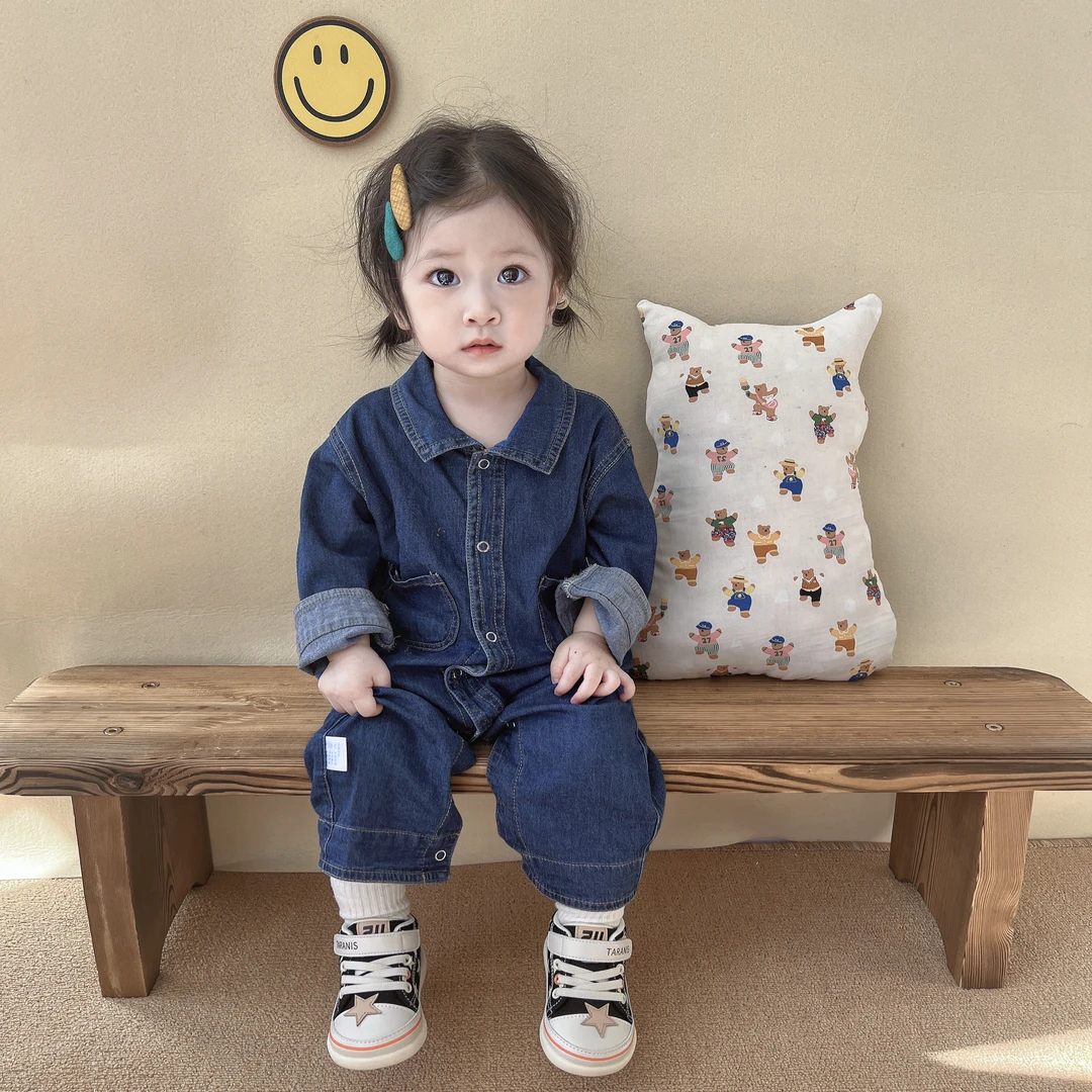 【童趣时】韩版春秋季男女宝宝复古超软洋气牛仔连体衣翻领爬服LH