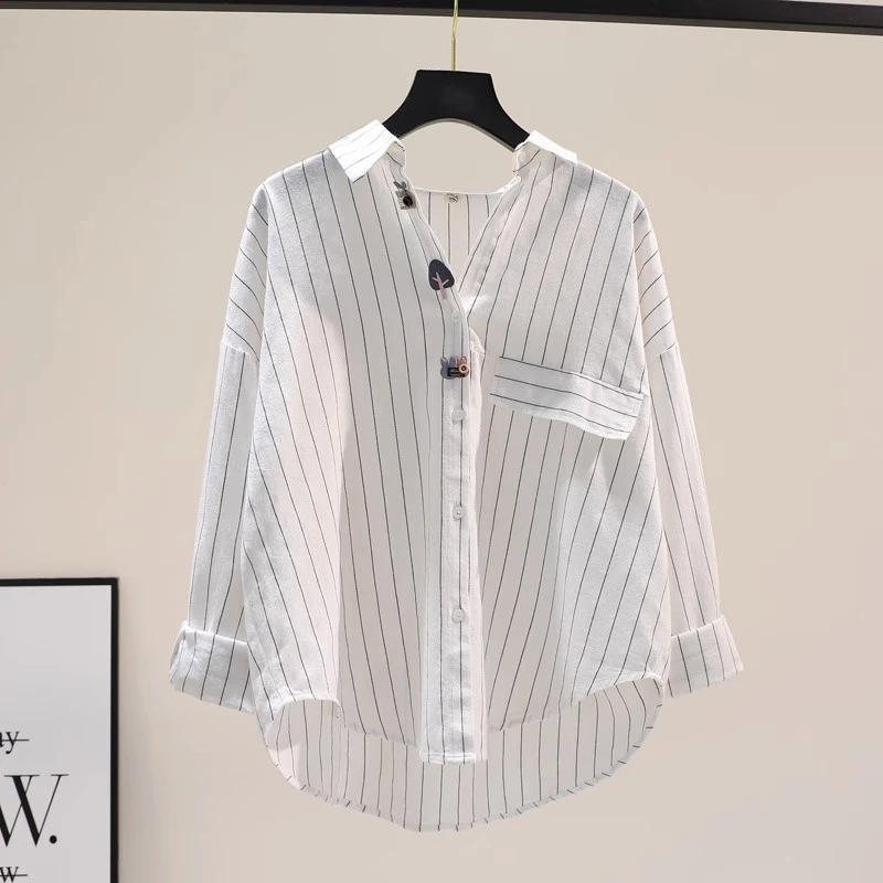 新款设计感小众条纹港风气质衬衫女春秋大码宽松休闲衬衣别致上衣