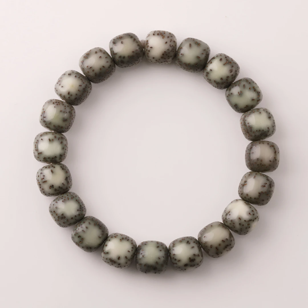 S5025-8【灵玉糯冰】细星侧留白星月菩提单圈文玩手串