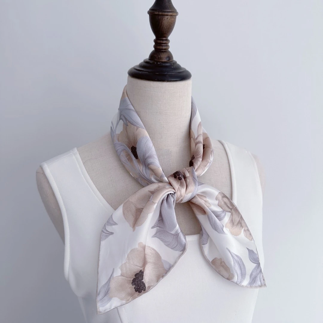 新品花想容全真丝桑蚕丝方巾送妈妈辈丝巾礼盒装