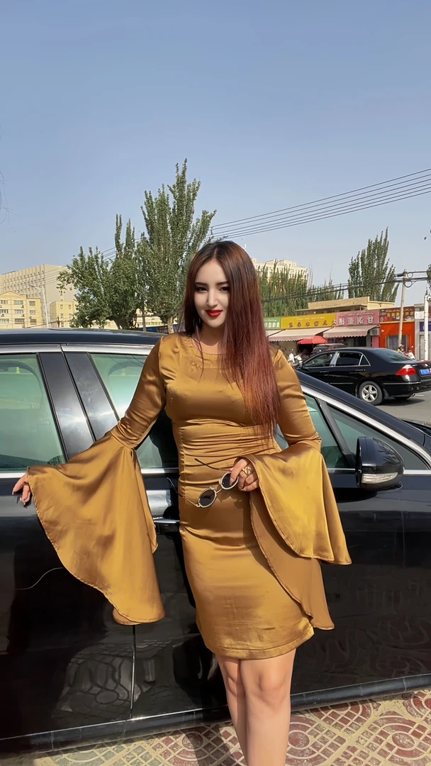 2024年最新款连衣裙显瘦气质网红女装连衣裙