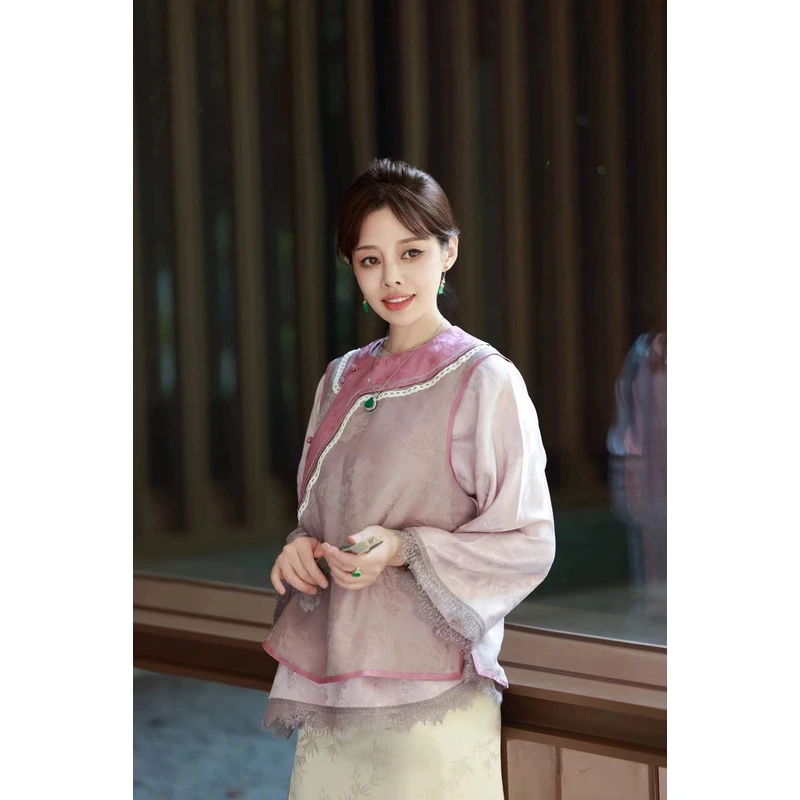 【辉不尽】景罗国风粉色圆领斜襟手绣百搭中式马甲