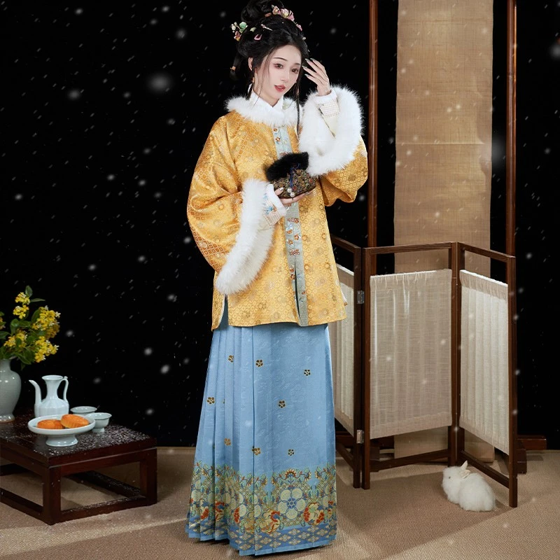 钟灵记【昭君有思】仿昭君袄仿兔毛里布龟甲小菊花几何纹图案