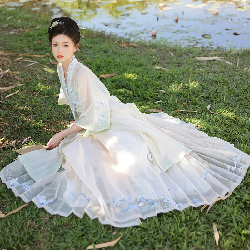 【小重山】明褂主腰吊带百褶直褶马面裙绣花女夏春夏古装汉服
