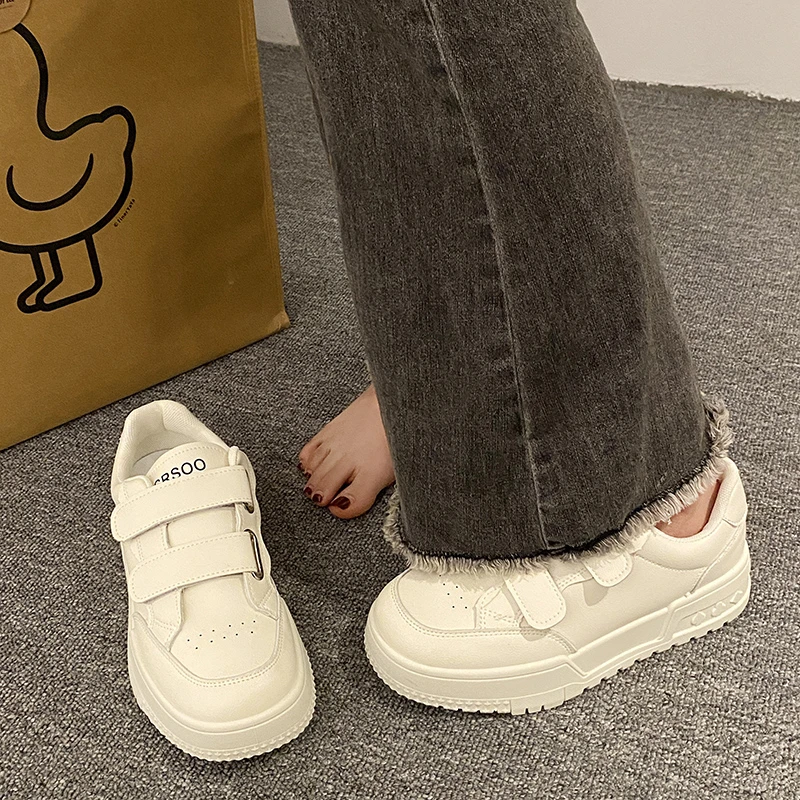 韩版厚底百搭小白鞋春秋季时尚学院风圆头系带休闲板鞋女鞋