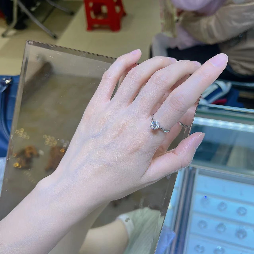 925银戒指 旺莱 782 莫桑一克拉六爪戒指J871633028