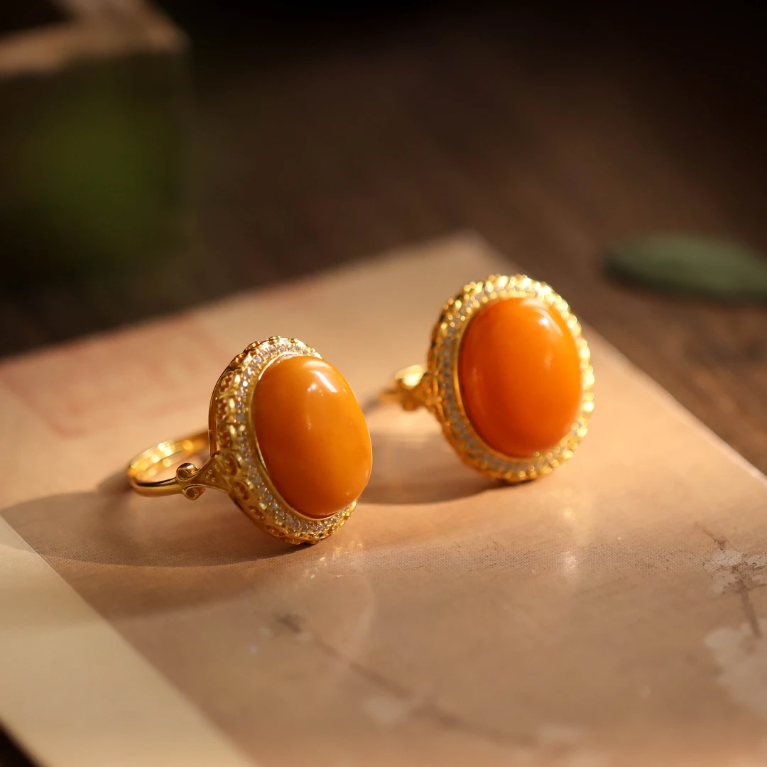 镶嵌S925银琥珀蜜蜡蛋面女款戒指（多样性发货 发其一）