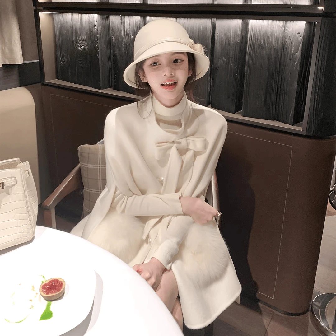 气质小个子毛呢外套女2024秋季财阀千金斗篷中长款外套内搭T恤潮