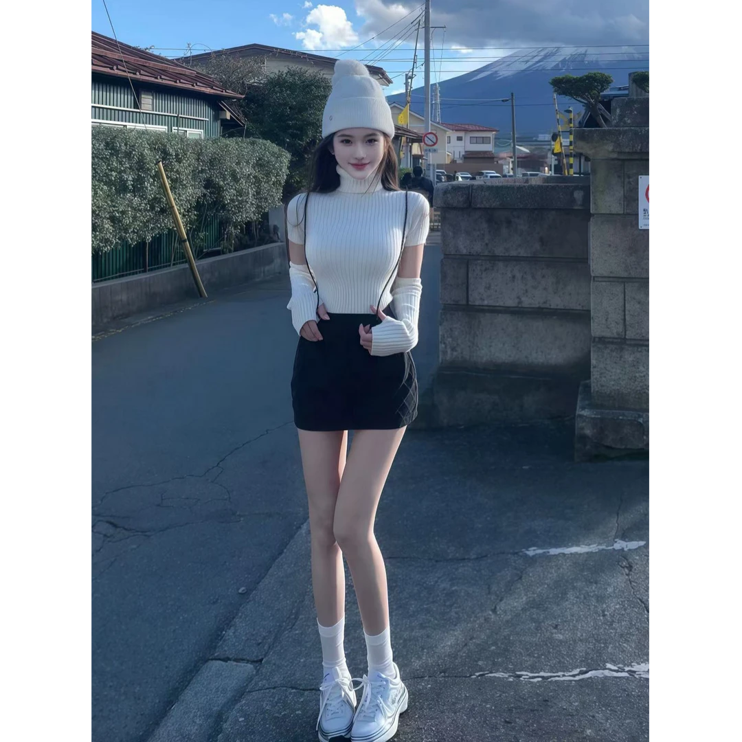 韩系甜辣少女2024冬季新款时尚高领修身显瘦针织上衣高腰包臀短裙
