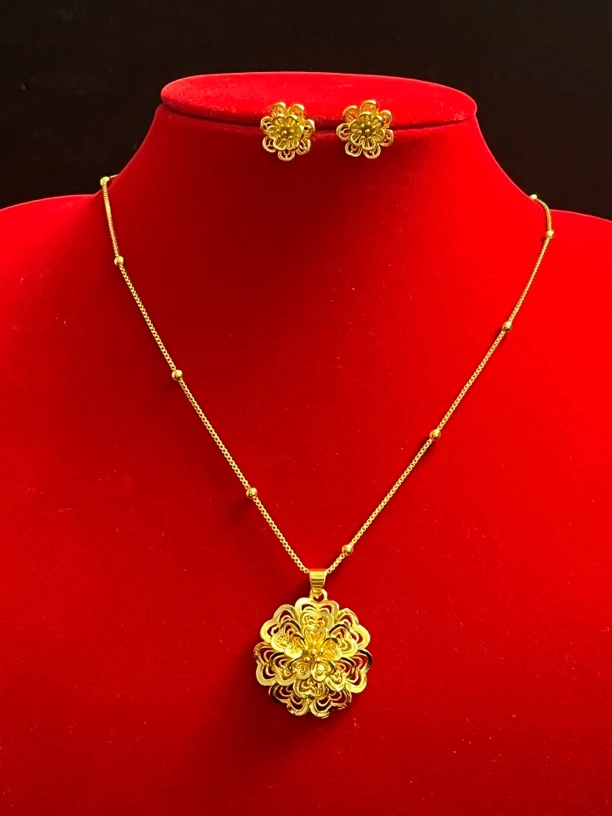 铜合金吊坠 富贵精致三层镂空掐丝花朵吊坠珠链花朵耳钉项链金色
