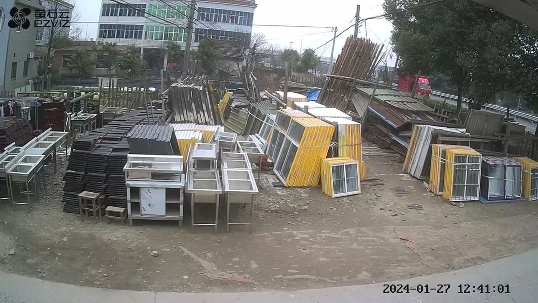 家居建材可以防盗门，铝合金窗，不锈钢水盆，琉璃瓦