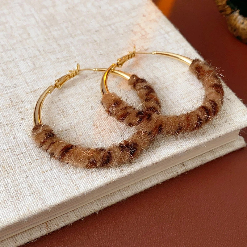 合金耳饰 AIER-银针毛绒豹纹椭圆耳圈简约百搭高级感气质耳饰