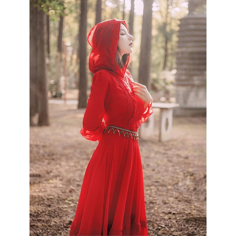 茶卡盐湖大红色连衣裙青海湖长裙子沙漠拍照度假沙滩海边度假裙女