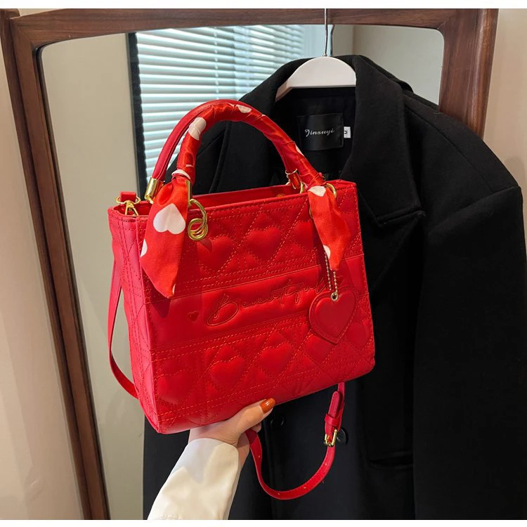 红色包包女结婚新款高级感大容量新娘轻奢小众婚包托特包日常可背