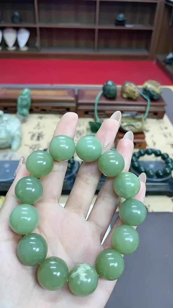 【闪购商品】透闪石质玉手串未镶嵌手串