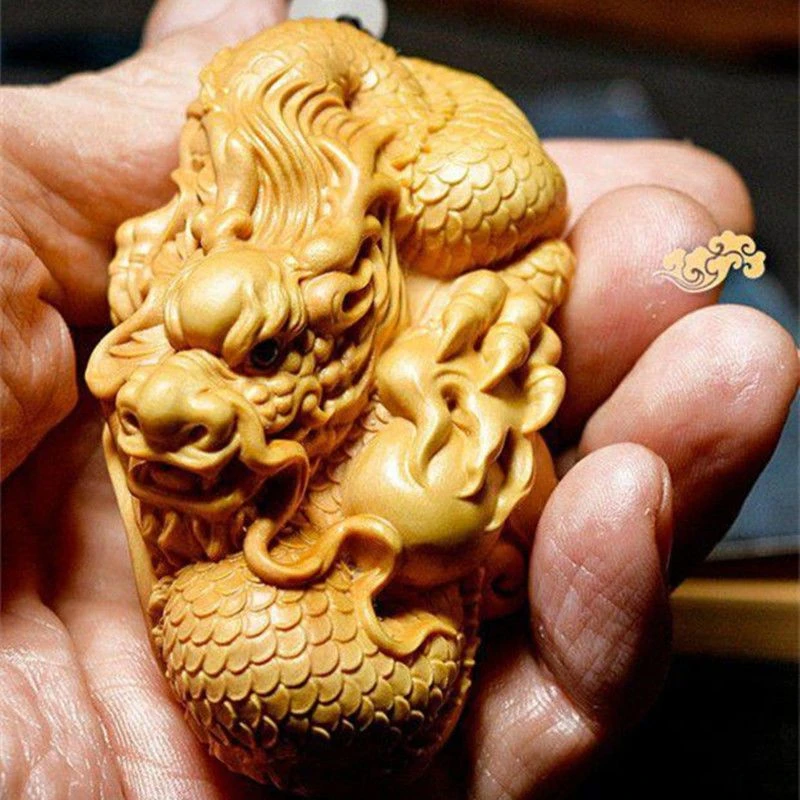 黄杨木手把件实木雕刻龙把件纯天然绿檀木解压高档雕刻手持艺术品