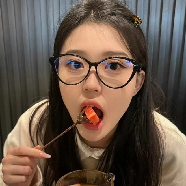 复古美镜!猫眼近视眼镜女可配度数轻颜轻便显脸瘦素颜学生平光镜