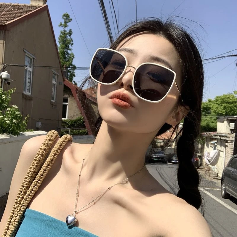 GM新款大脸显瘦墨镜女夏季韩版ins潮高级感大方框太阳镜圆脸眼镜