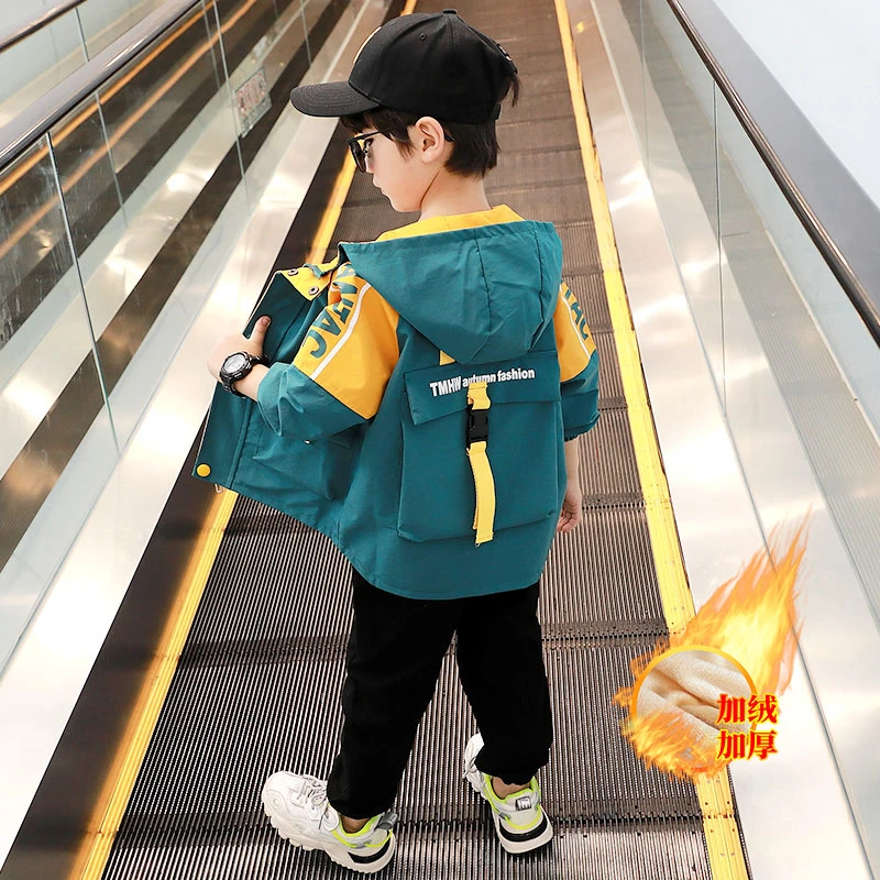 男童秋冬加绒外套2024新款男孩加厚保暖外衣拼接童装休闲连帽夹克