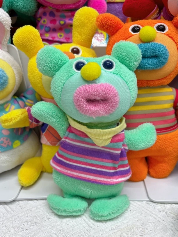 现货 sing-a-ma-jigs香肠嘴唱歌娃娃O嘴娃 绿色男声娃