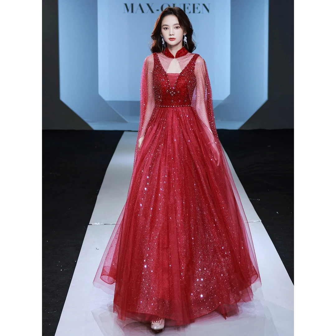 主持人婚纱轻奢小众高端女气质2024新款订婚晚礼服裙高级感成人礼