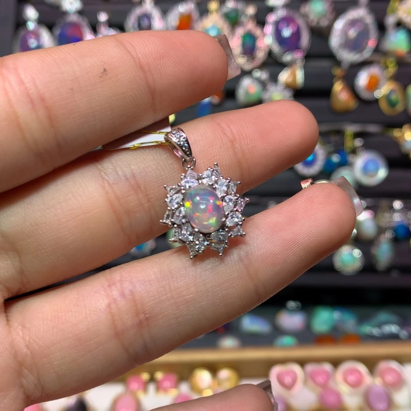 【闪购商品】欧泊吊坠款式银S925镶嵌