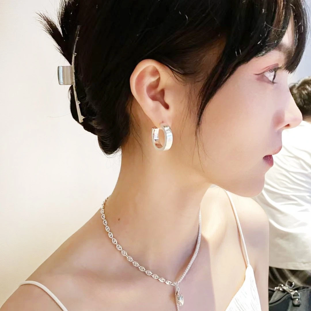 山本银 925银耳饰 简约光面圆环耳钉女款ins冷淡风小耳圈饰品小众