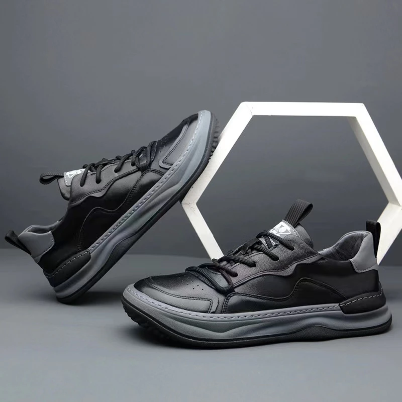 男鞋2023秋季潮流小白鞋男真皮软底防滑休闲鞋新款时尚透气小丑鞋