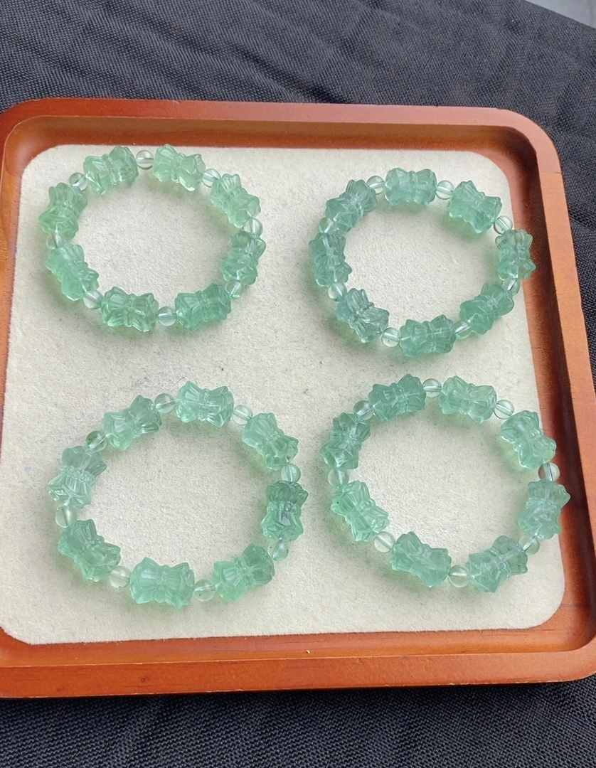 天然萤石并蒂莲花珠薄荷绿色桶珠雕刻手串少女可爱多样性发其一条