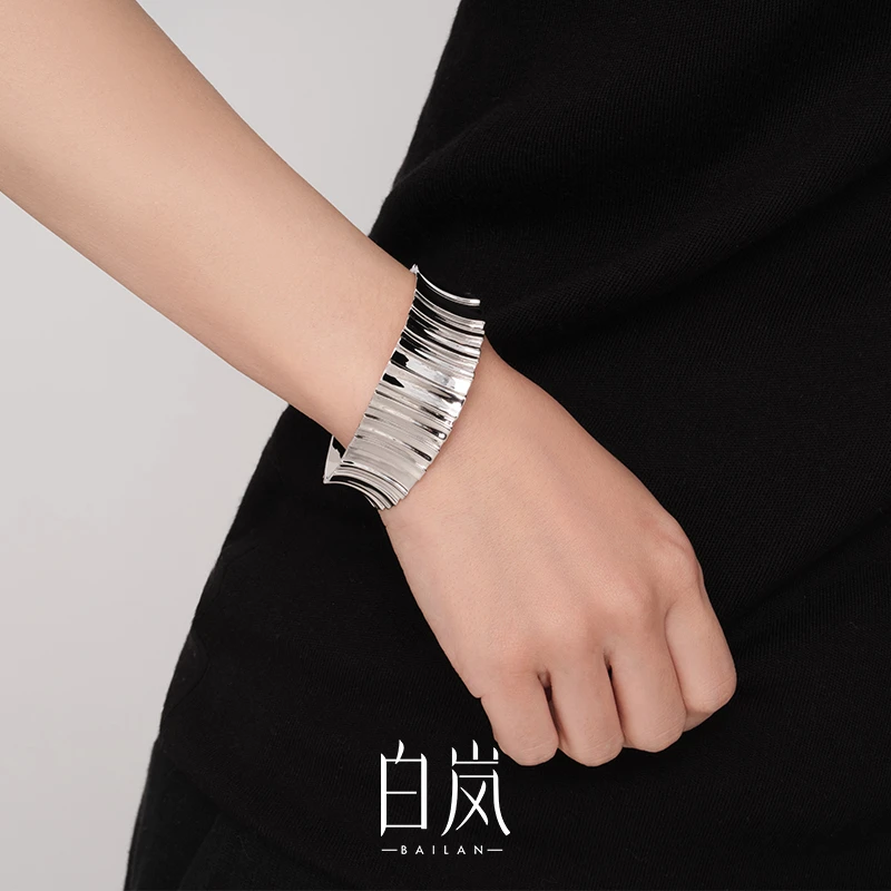 925银手镯 白岚褶面收束手镯女新款潮气质手饰轻奢首饰SZ0224